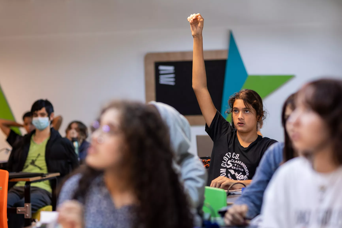 Foto principal del post (Formación Dual: un puente entre la educación y el trabajo)