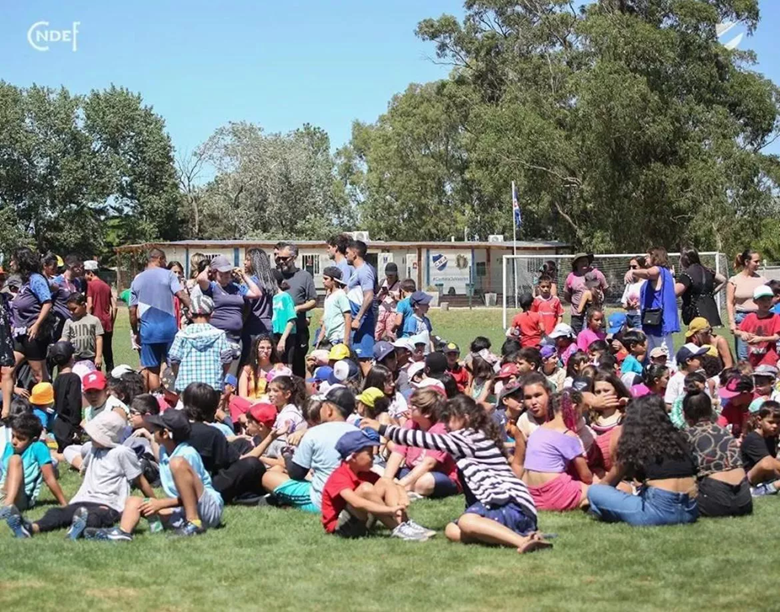 Foto principal del post (El impacto de las instalaciones deportivas en el desarrollo comunitario)