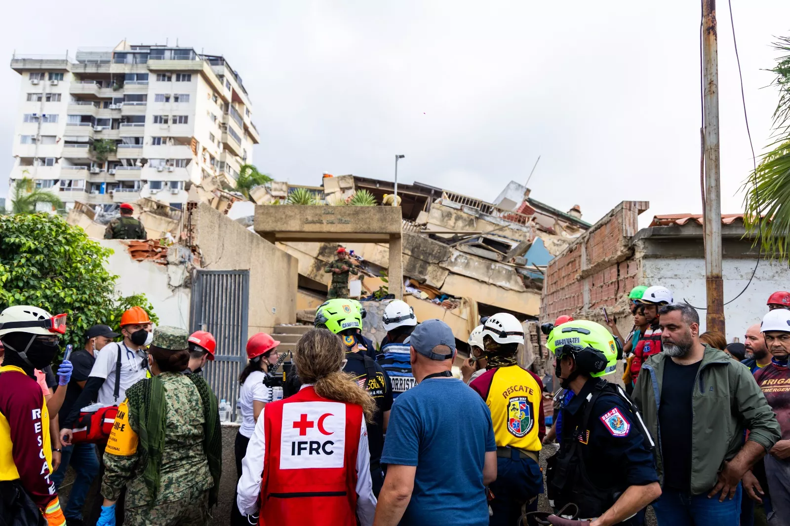 terremoto-en-venezuela-tu-ayuda-cruza-fronteras-MsH7Ah