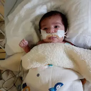 La historia de Julián, un pequeño guerrero